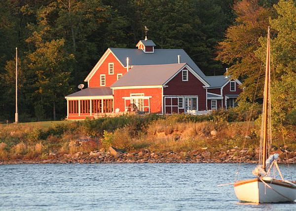 Thanks to Selby and Maureen Turner for hosting LCC at The Barnhouse. Photo by Selby Turner.